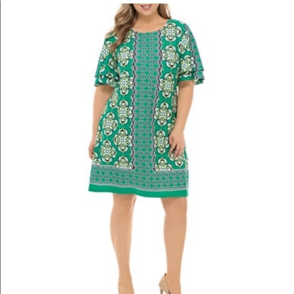 Kim Rogers Dresses & Skirts - Kim Rogers Flutter Sleeve  Dress